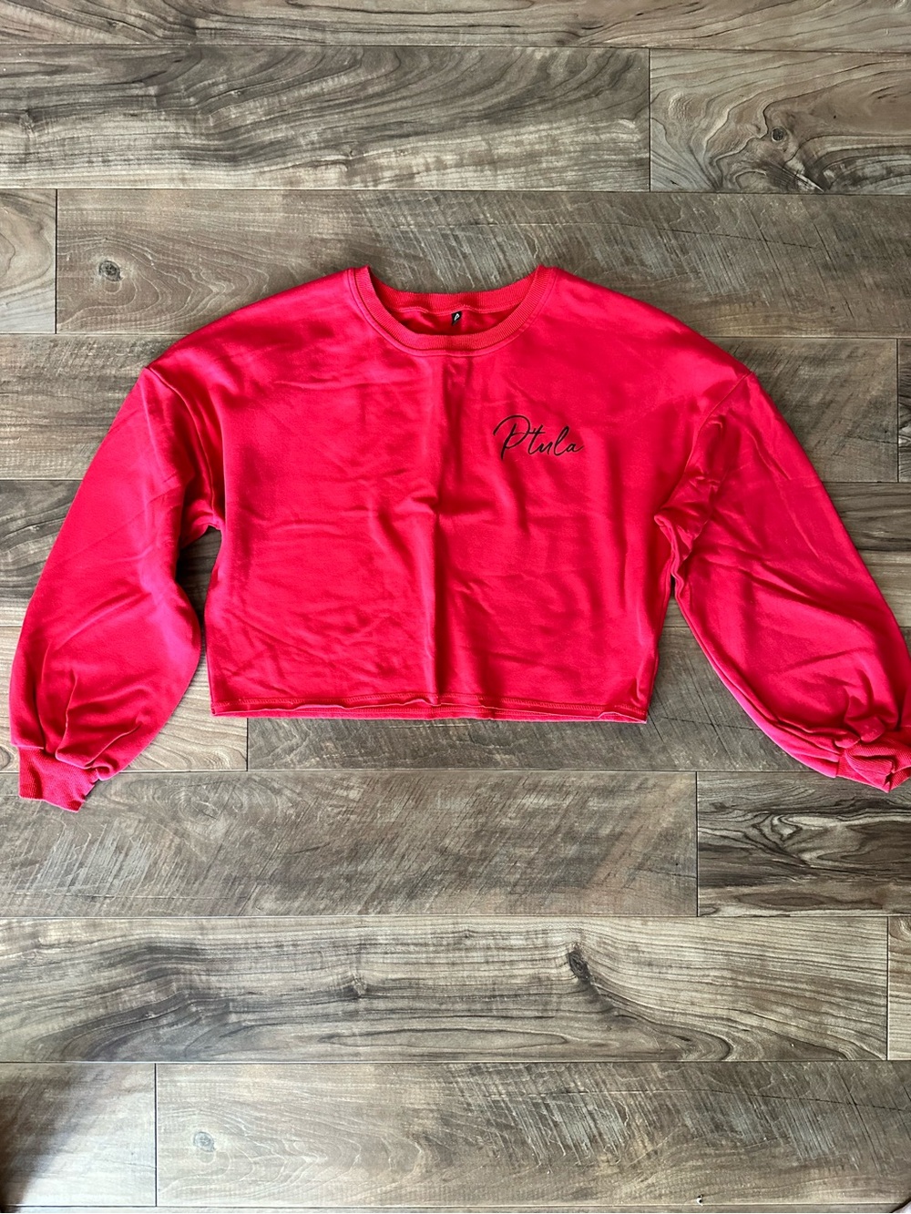 P'tula Cropped Crewneck Sweater in Red